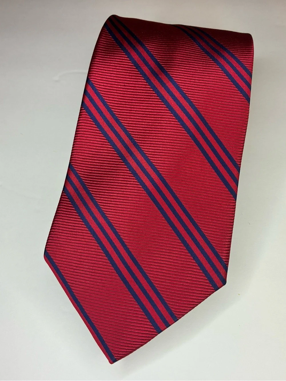 Brooks Brothers 346 Mens Silk Tie Red Navy Blue Repp Stripe Prep Career